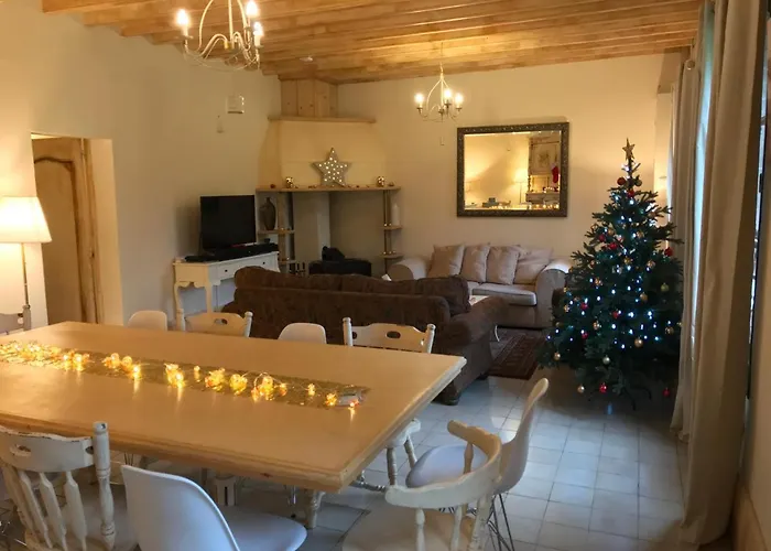 Stunning 5 Bedroom French Manor House, Normandy
