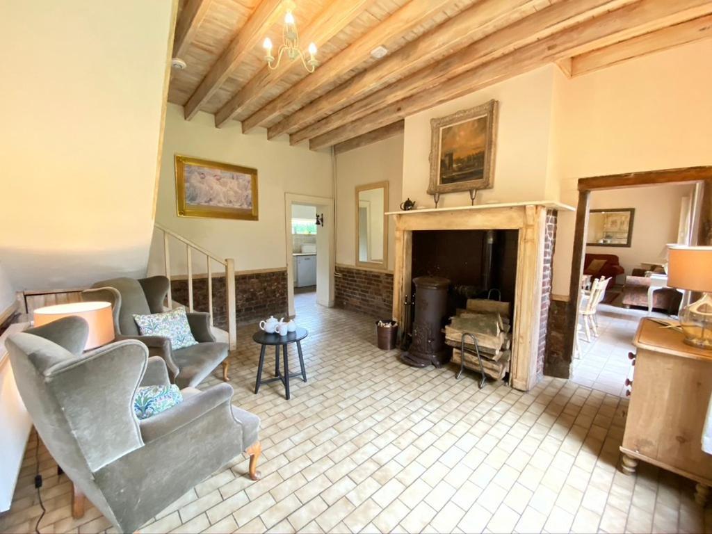 Villa Stunning 5 Bedroom French Manor House, Normandy Beaunay