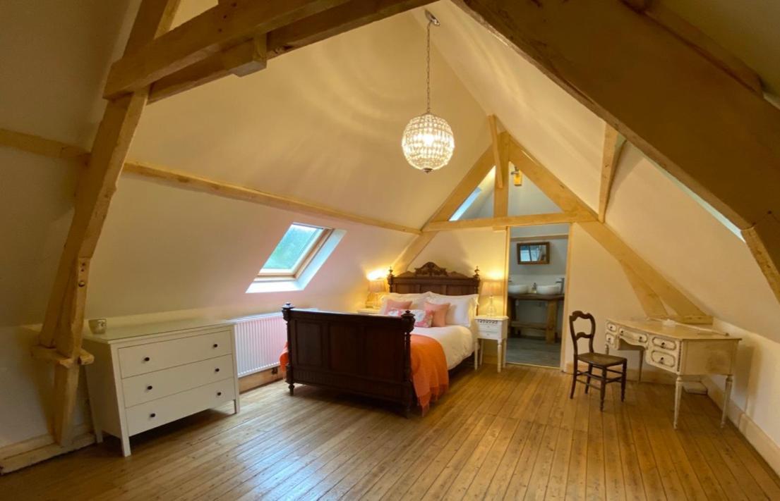 Villa Stunning 5 Bedroom French Manor House, Normandy