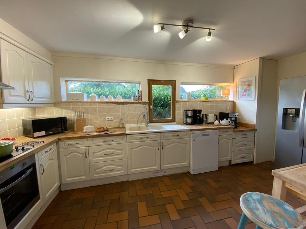 Villa Stunning 5 Bedroom French Manor House, Normandy